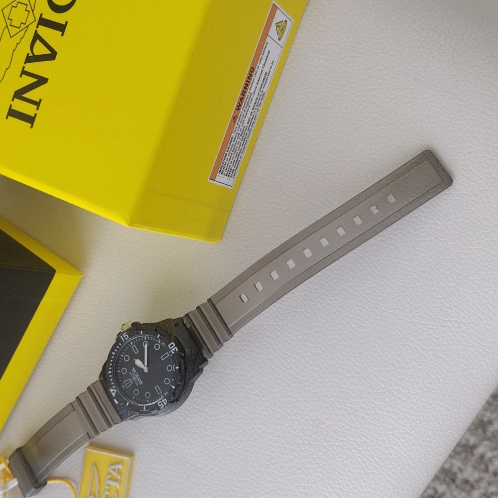 Invicta Watch - Picture 8 of 17
